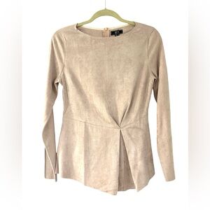 NWT, AZAI, synthetic suede (beige/light pink) long sleeve top size M